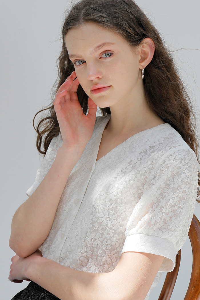 LACE FLOWER SHIRT_WHITE